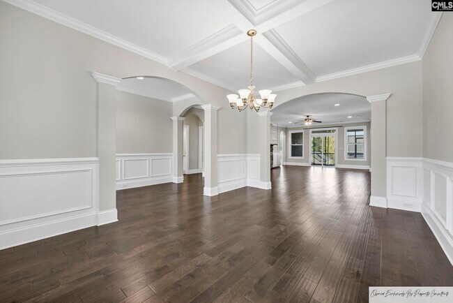Building Photo - 320 Berlandier Ln