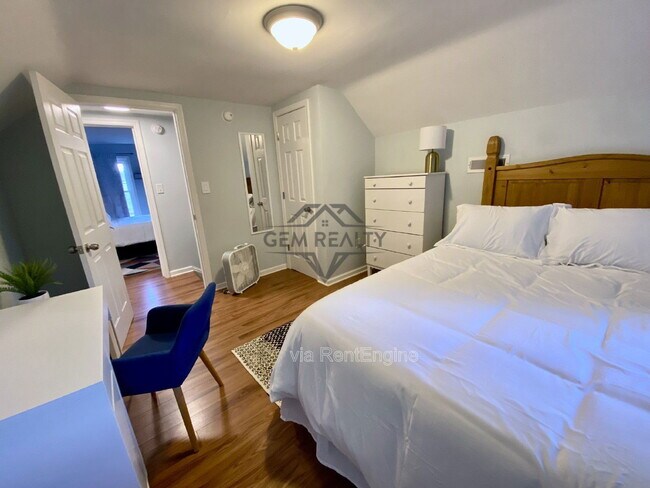 Building Photo - 3100 Stockton St