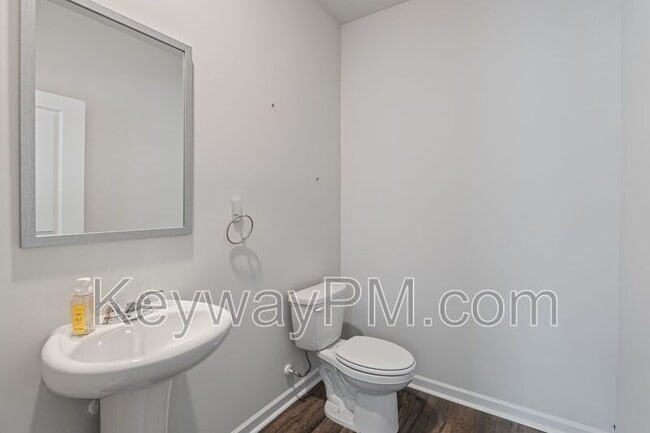 Building Photo - 1429 Deer Hollow Run