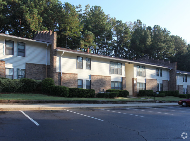 Oak Forest Apartments - 338 Hatton Dr Scottdale Ga 30079 