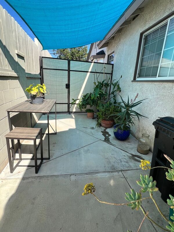 Building Photo - 5006 N Banna Ave