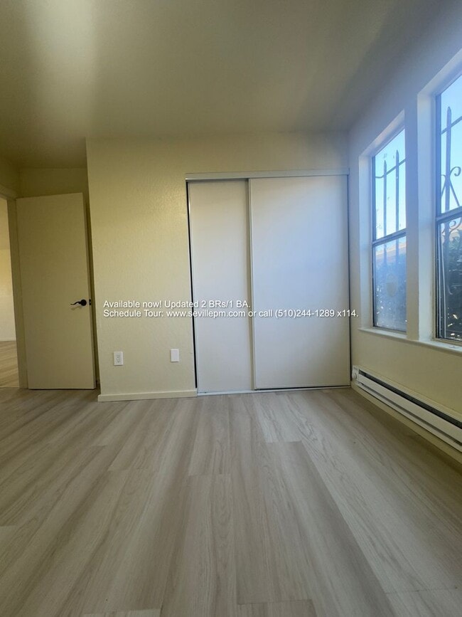 Building Photo - 5438 Holland St
