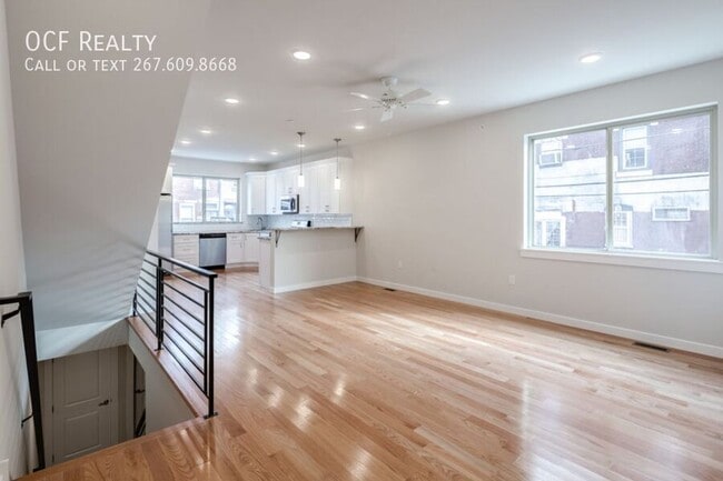 Building Photo - 1712 S 19th St