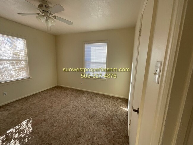 Building Photo - 3 Bedroom, 1 Bath House