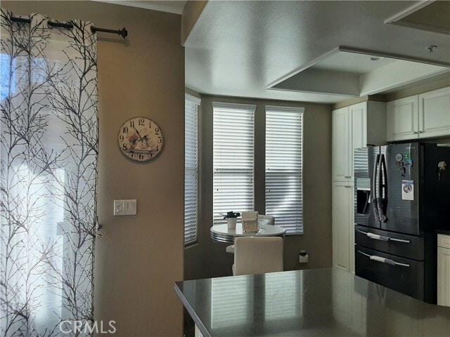 Building Photo - 300 W Summerfield Cir