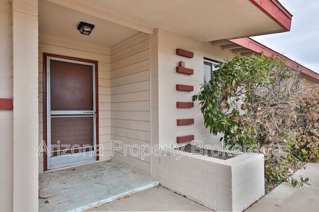 Building Photo - 1248 N Gaylord Cir