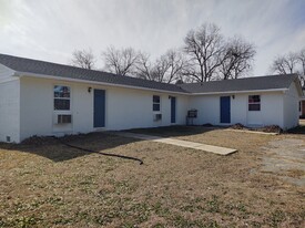 Building Photo - 6417 Starbrook Dr