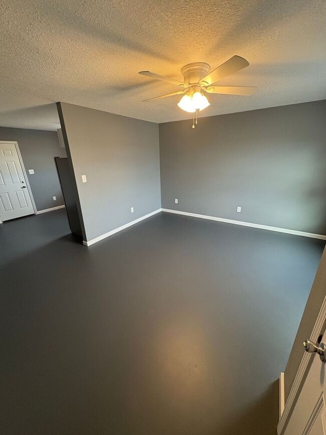 Building Photo - Great home!