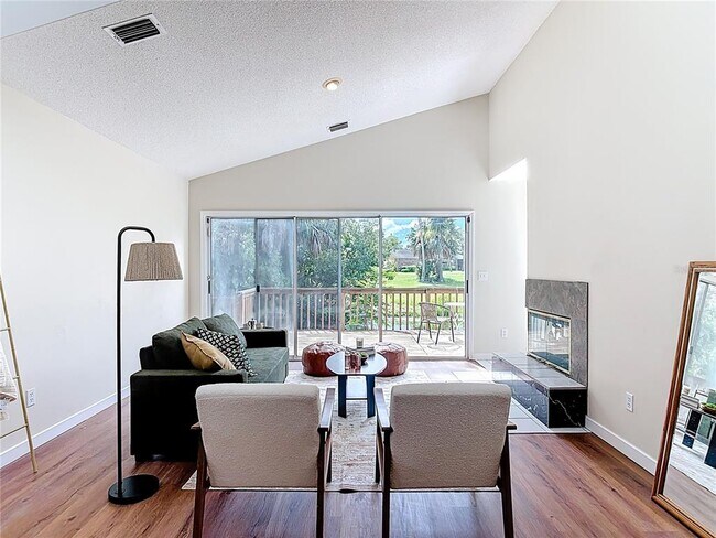 Building Photo - 289 Gull Dr S