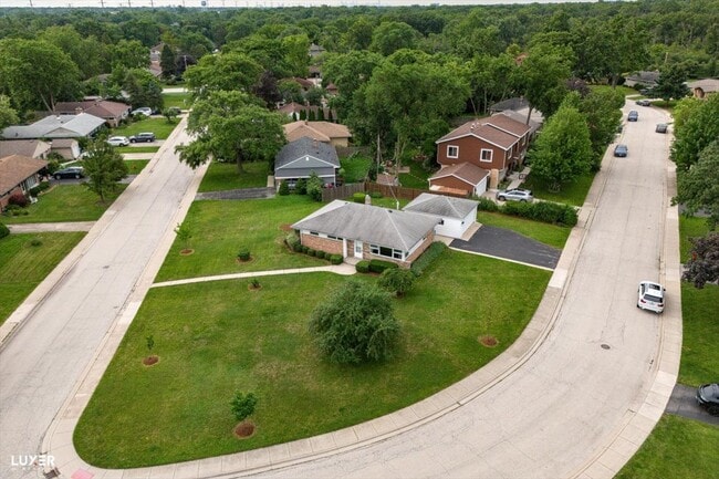 Building Photo - 1032 Whitfield Rd