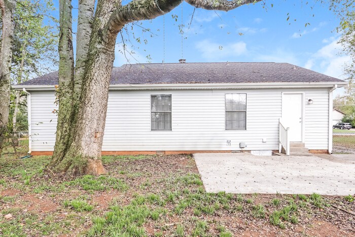 Building Photo - 2383 Paddock Dr