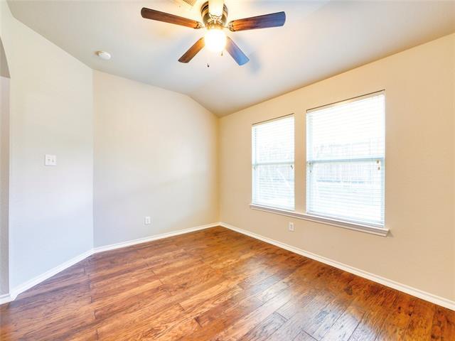 Building Photo - 6925 Red Bluff Dr