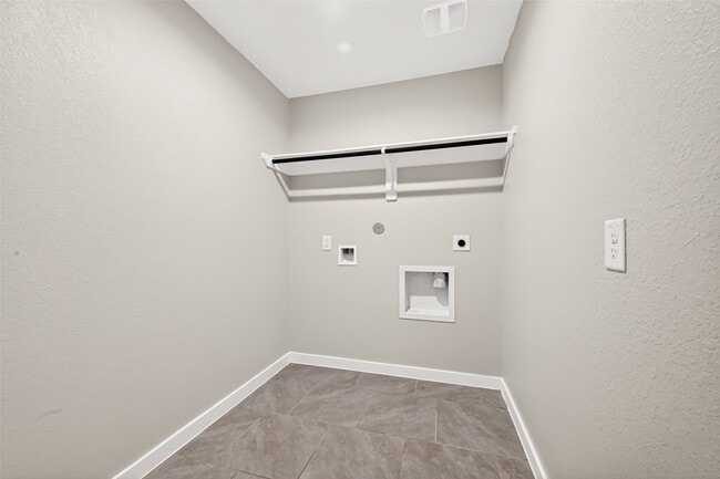 Building Photo - 3919 Sparkman Ln