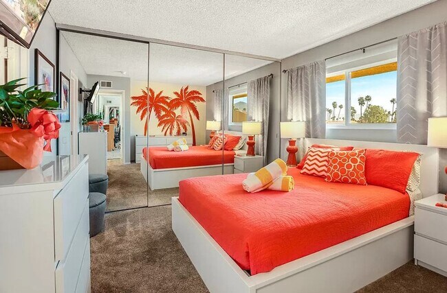 Building Photo - Sandstone Villas, Canyon Corridor,Seasonal Furnished