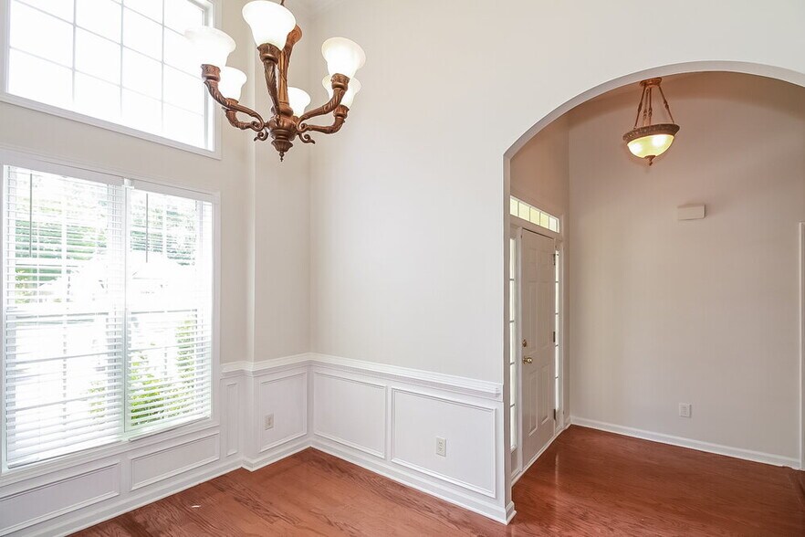 Building Photo - 363 Freeman Forest Dr