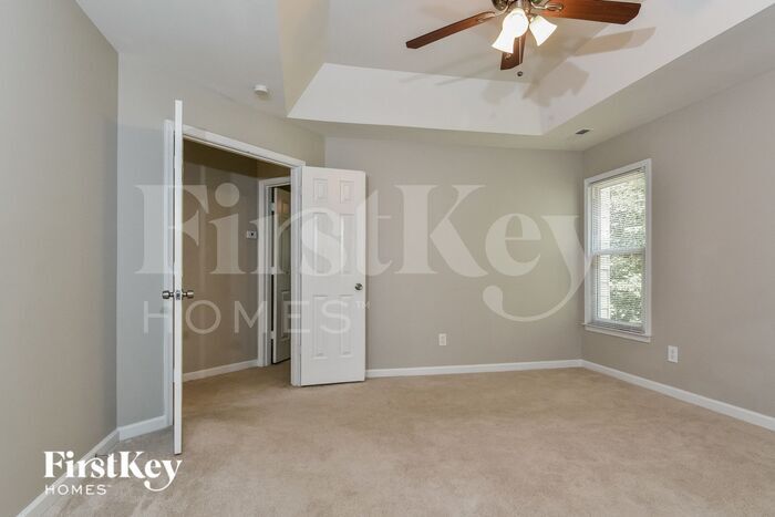 Building Photo - 1503 Groveland Trail