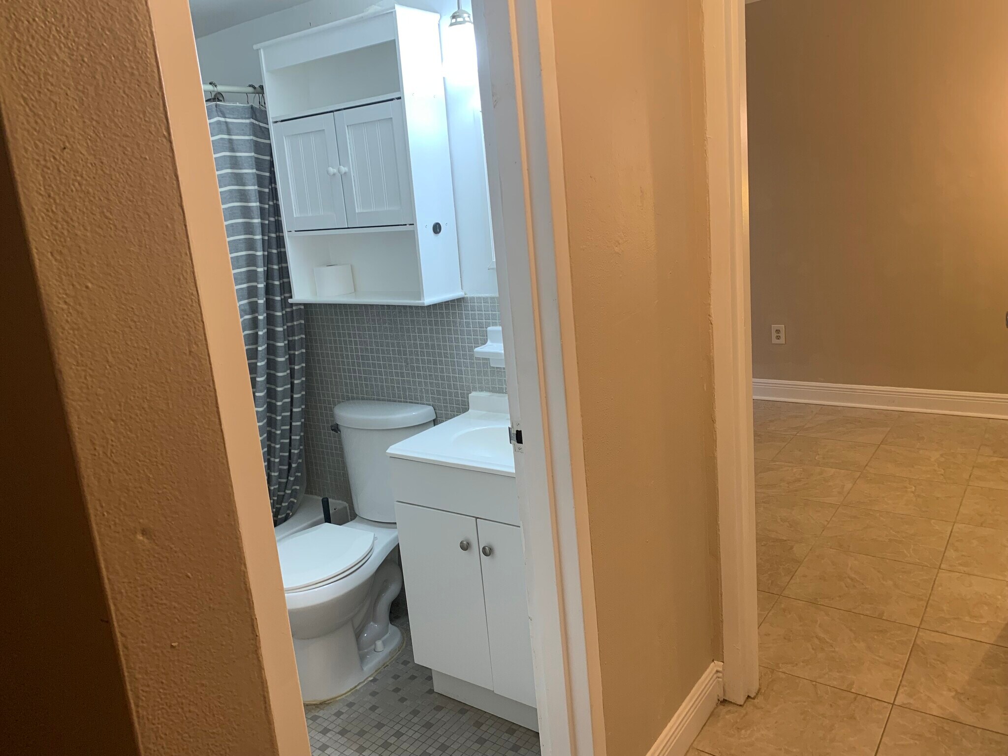 Bathroom - 250 N Banana River Dr