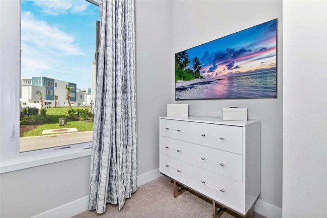 Building Photo - 7740 Sandy Ridge Dr