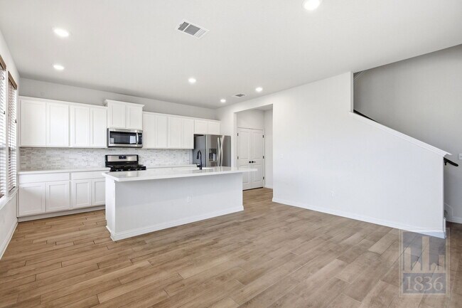 Building Photo - 8309 Greyhawk Cv