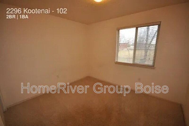 Building Photo - 2296 W Kootenai St