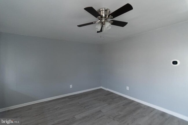 Building Photo - 5222 Magnolia Pl