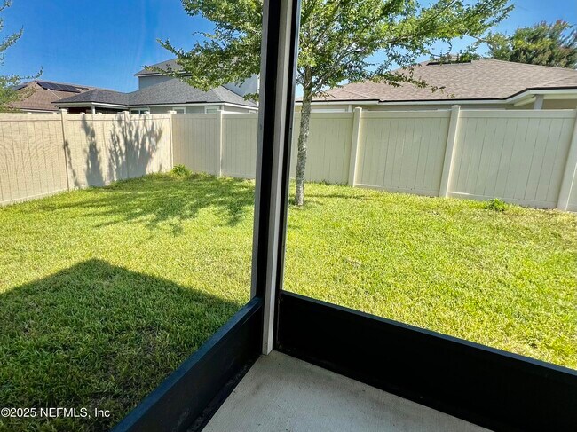 Building Photo - 12598 Itani Wy