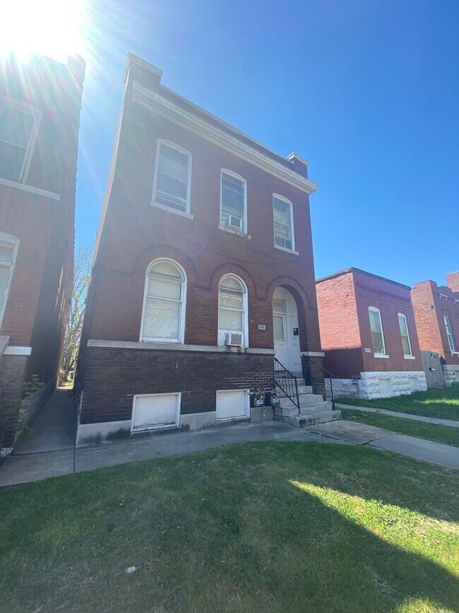 Building Photo - 3428 Dunnica Ave