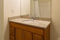 Building Photo - FREE RENT SPECIAL! 1 MONTH FREE & $750 SEC...