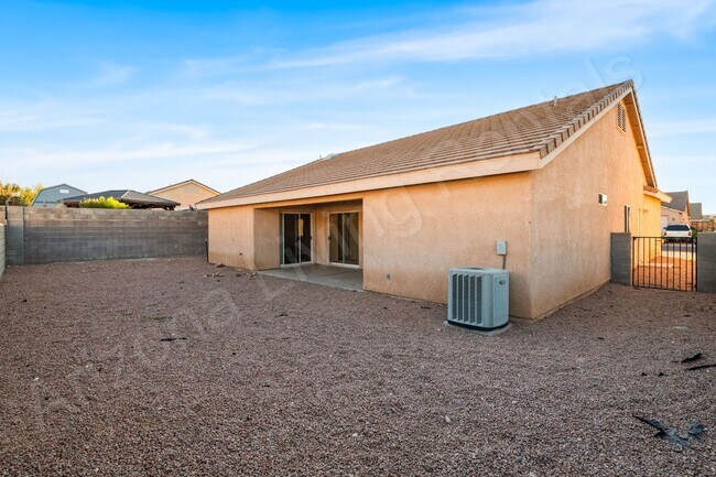 Building Photo - MOVE IN SPECIAL, $750 OFF FIRST MONTH