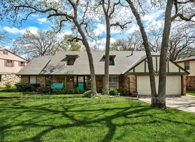 Primary Photo - 3412 Smoky Hollow Rd