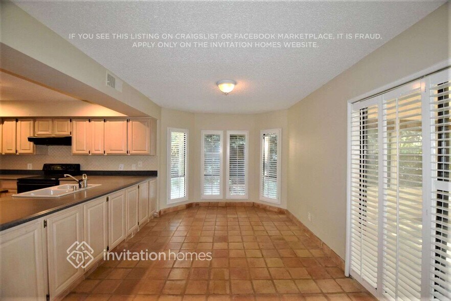 Building Photo - 3782 Courtside Terrace