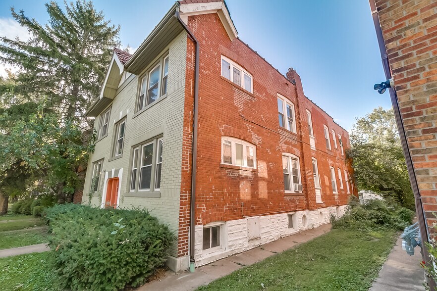 Building Photo - 4622 Shenandoah Ave