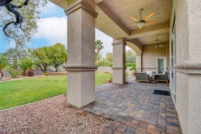 Building Photo - 304 Mesa Rim Ct