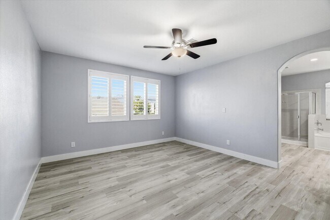 Building Photo - 972 Prestwick St