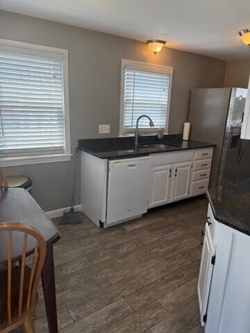 Building Photo - 22 Forest St