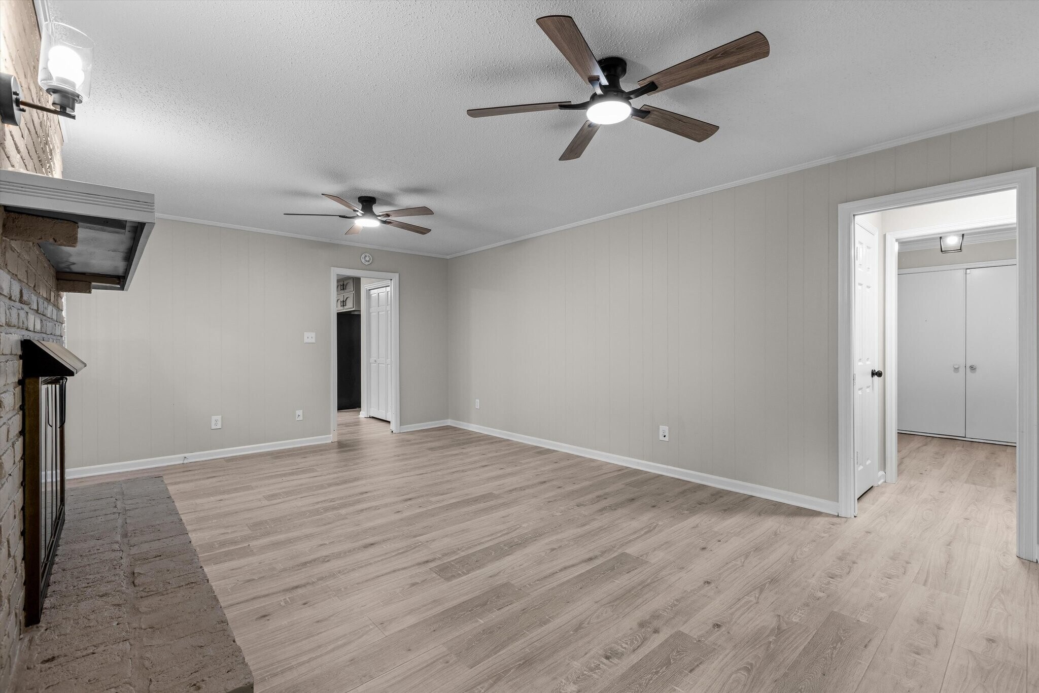 Building Photo - 1305 Hiwan Trail SE