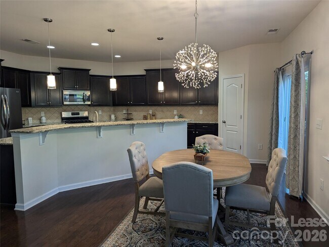 Building Photo - 132 Cherry Bark Dr