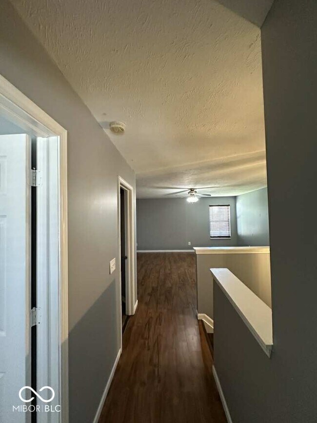 Building Photo - 6903 Governors Pointe Blvd