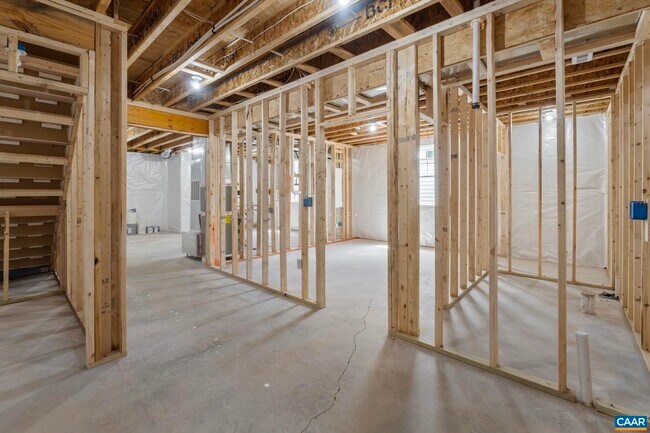 Building Photo - 1603 Griffen Grv