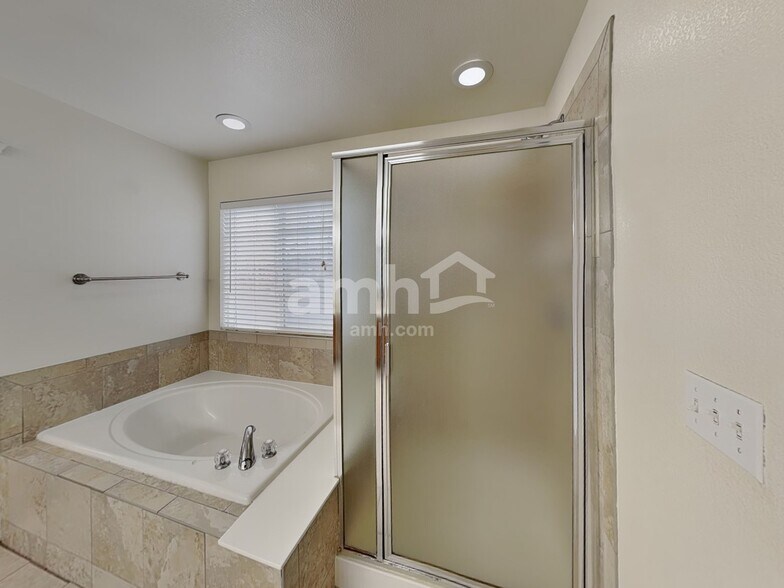 Building Photo - 16447 E 97th Pl