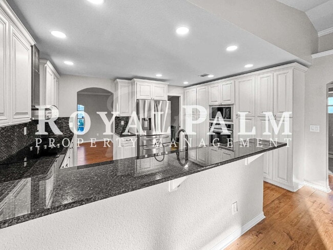 Building Photo - 326 SW 29th St