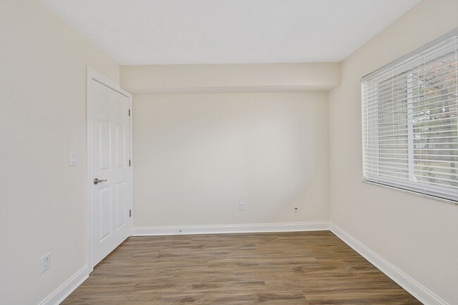 Floorplan - Harpers Point Apartments*