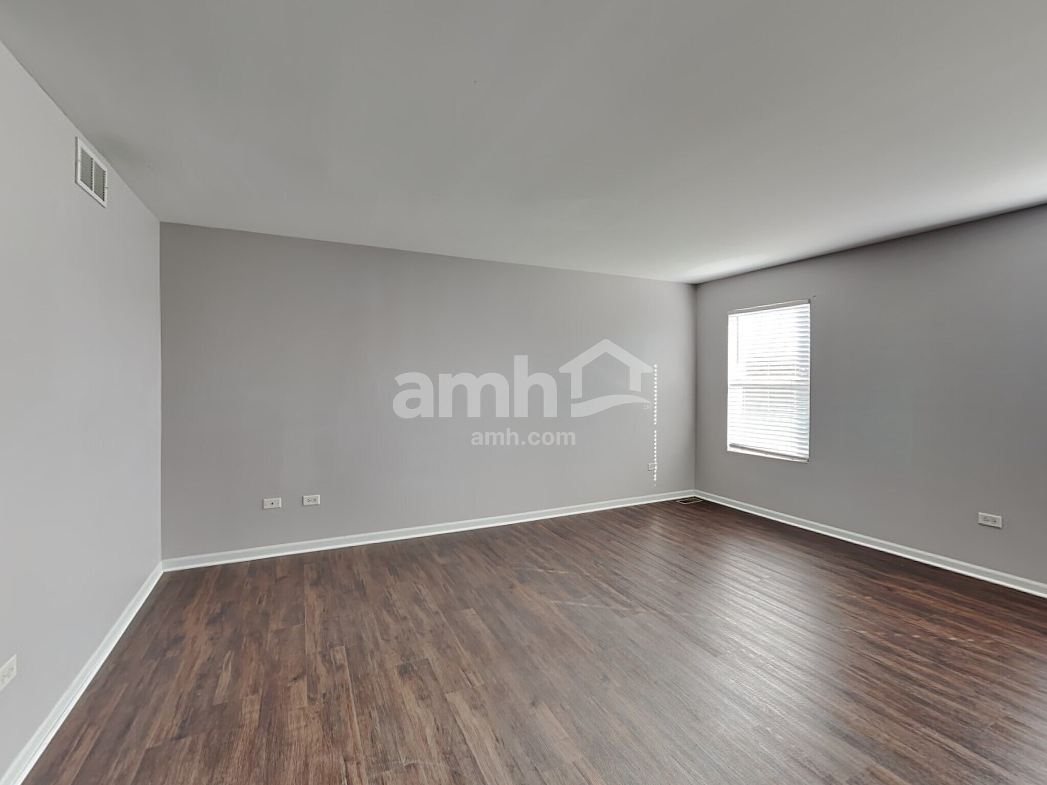 Building Photo - 3910 Stockton Dr