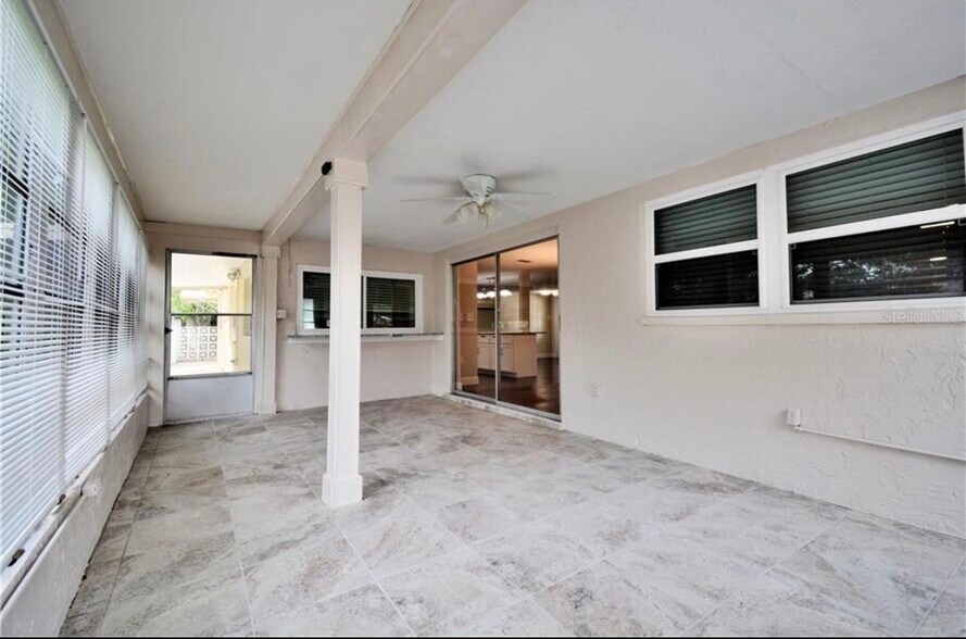 Building Photo - 8504 Sunflower Ln