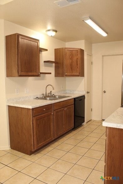 Building Photo - 2713 Fieldstone Dr