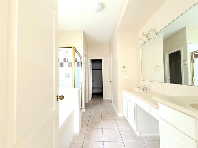 Building Photo - 1626 Penmark Ln