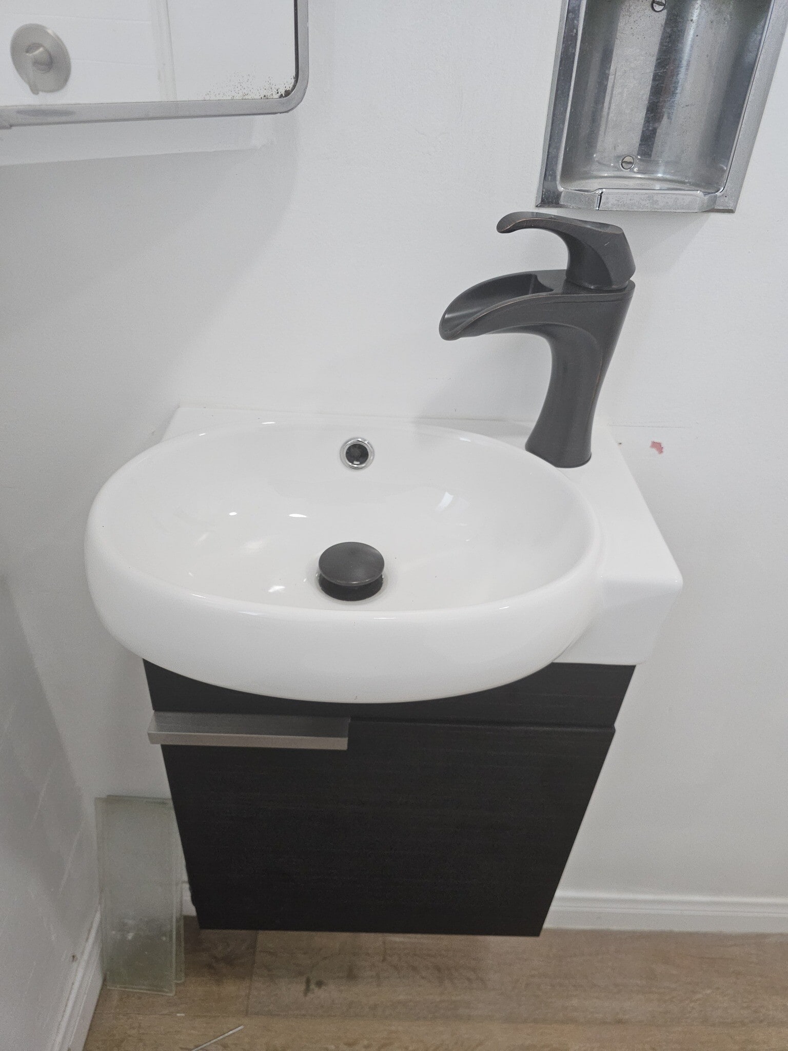 Building Photo - 1757 W 103rd St