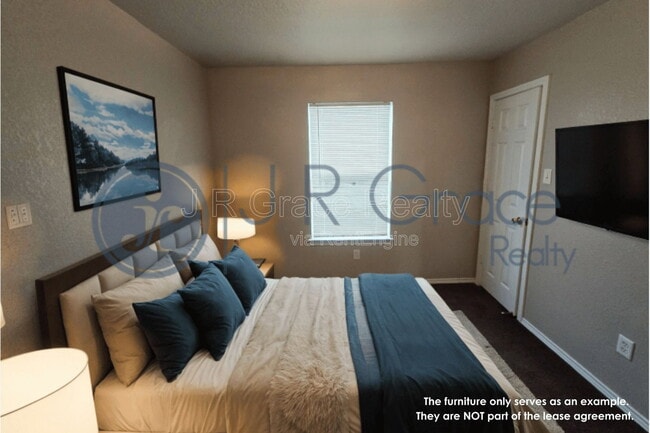Building Photo - 1306 Dugger Cir