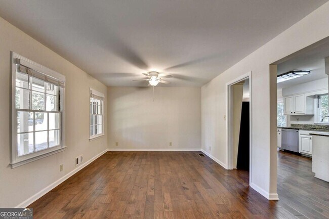 Building Photo - 478 Dorsey Cir SW