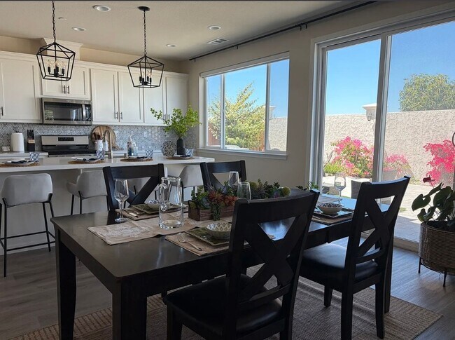 Building Photo - Luxury - New Executive Home | Furnished or Unfurnished | 5 Bedrooms | Antioch
